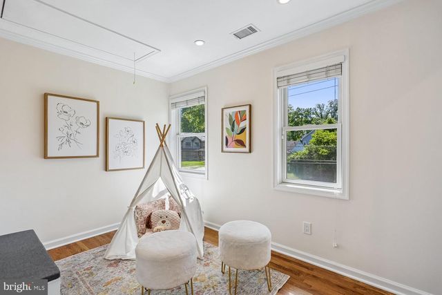 9813 MONTAUK AVE, Bethesda, MD 20817