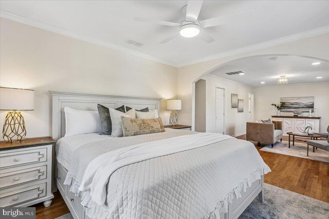 9813 MONTAUK AVE, Bethesda, MD 20817