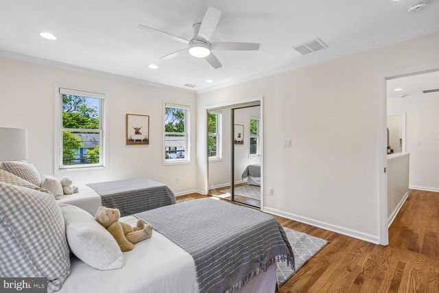 9813 MONTAUK AVE, Bethesda, MD 20817