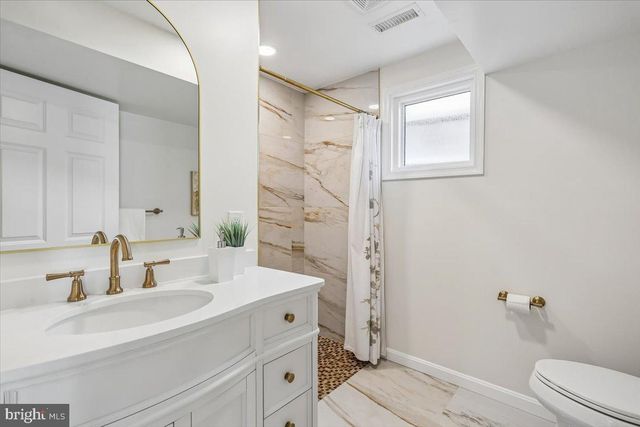 9813 MONTAUK AVE, Bethesda, MD 20817