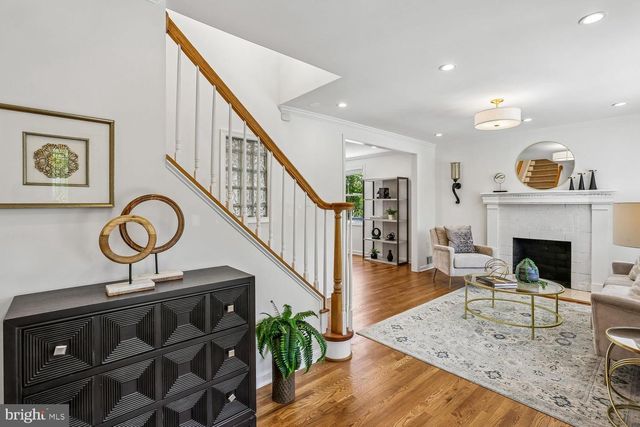 9813 MONTAUK AVE, Bethesda, MD 20817