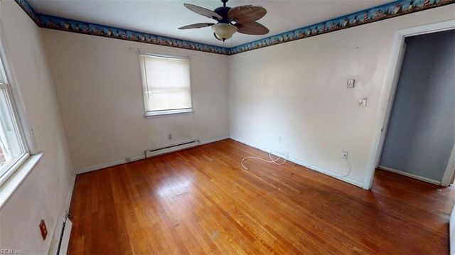 1016 Lyndon CIR, Newport News, VA 23605