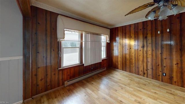 1016 Lyndon CIR, Newport News, VA 23605