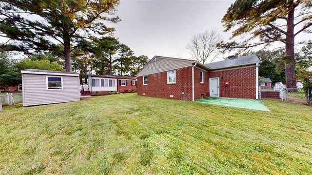1016 Lyndon CIR, Newport News, VA 23605