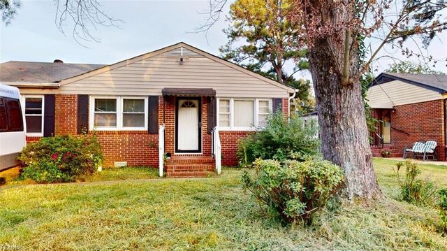 1016 Lyndon CIR, Newport News, VA 23605