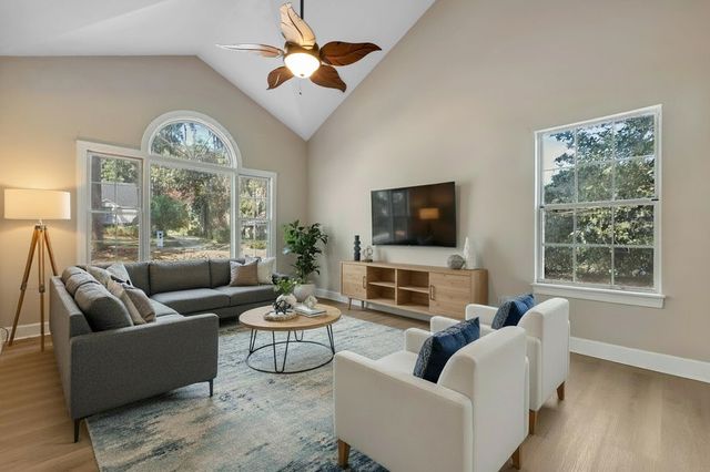 2467 Elfinwing Lane, Tallahassee, FL 32309