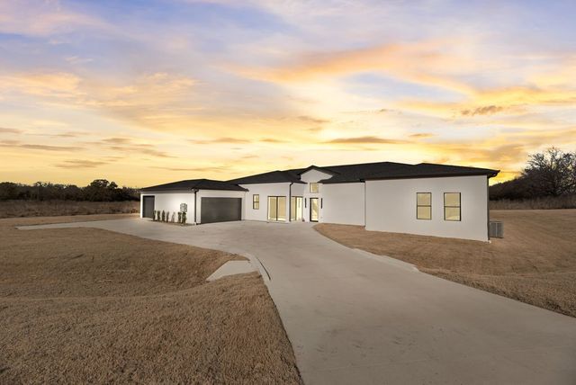 2284 County Road 222, Anna, TX 75409