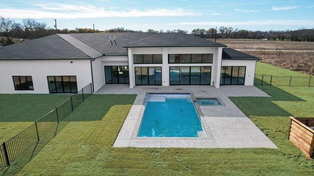 2284 County Road 222, Anna, TX 75409