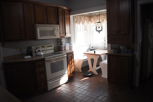 219 W Prescott Ave, Salina, KS 67401
