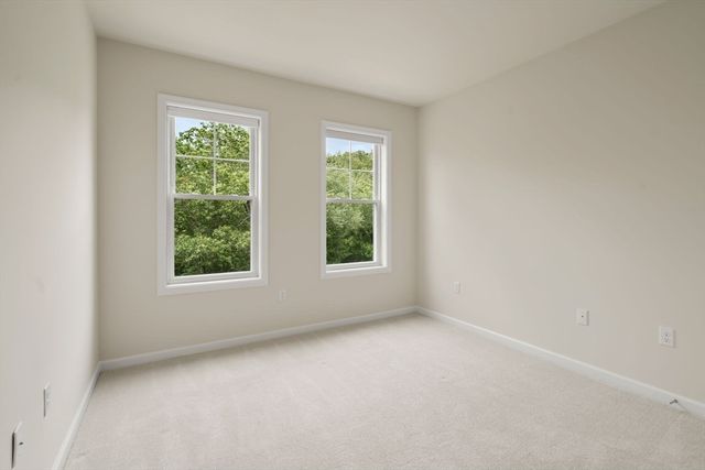 3310 Pennington Dr 310, Walpole, MA 02081