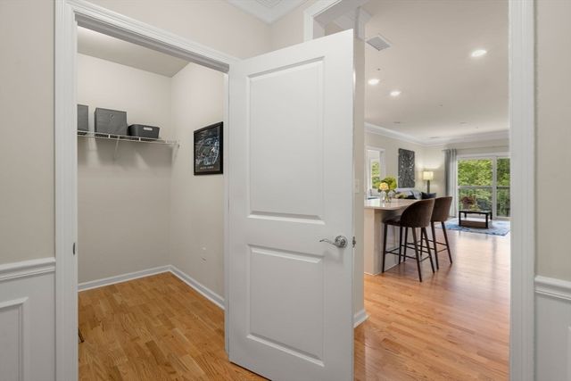 3310 Pennington Dr 310, Walpole, MA 02081