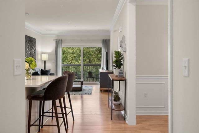 3310 Pennington Dr 310, Walpole, MA 02081