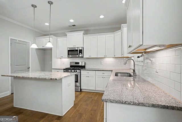 67 Seabiscuit Court, Newnan, GA 30263