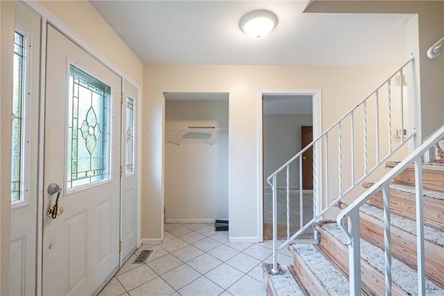 5404 Quisenberry Drive, Fairborn, OH 45424