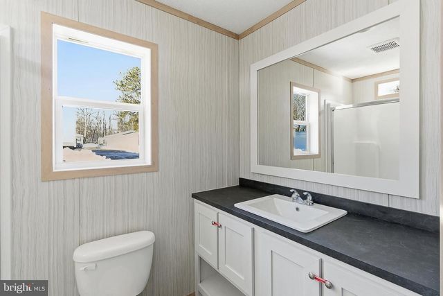 2 LACE BARK LN, Jackson, NJ 08527