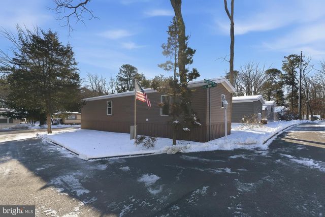 2 LACE BARK LN, Jackson, NJ 08527