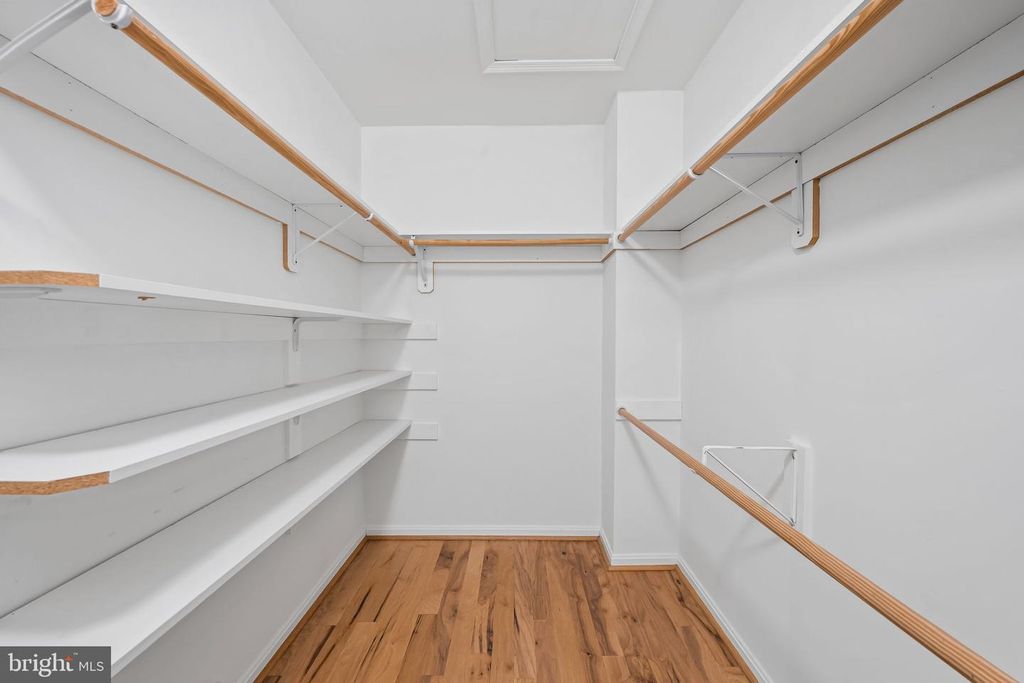 Image 25 of property listing at 6312 HAMPTON PL, Elkridge, MD 21075