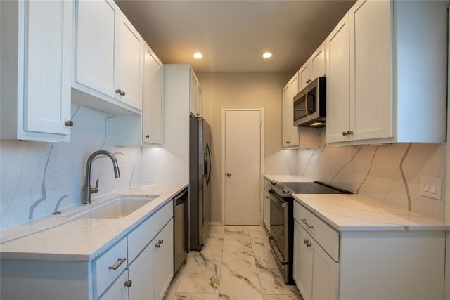 10734 Park Village Place A, Dallas, TX 75230