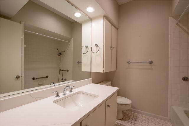 10734 Park Village Place A, Dallas, TX 75230