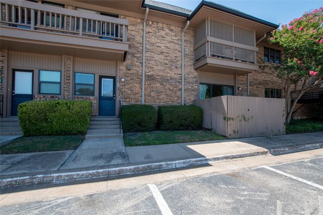 10734 Park Village Place A, Dallas, TX 75230