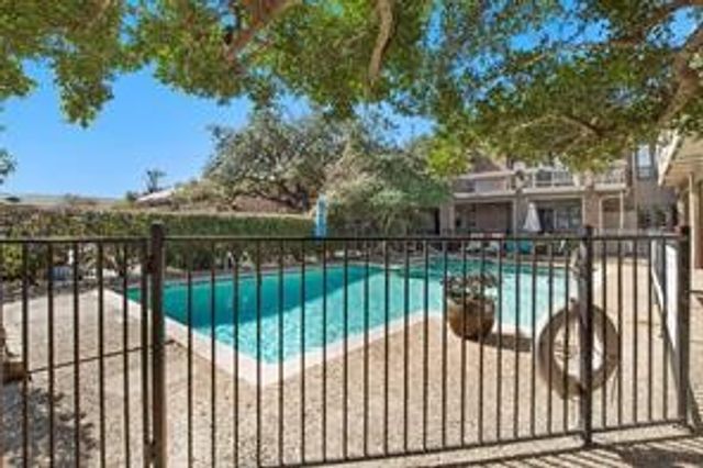 10734 Park Village Place A, Dallas, TX 75230