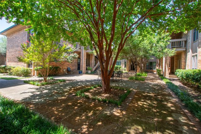 10734 Park Village Place A, Dallas, TX 75230