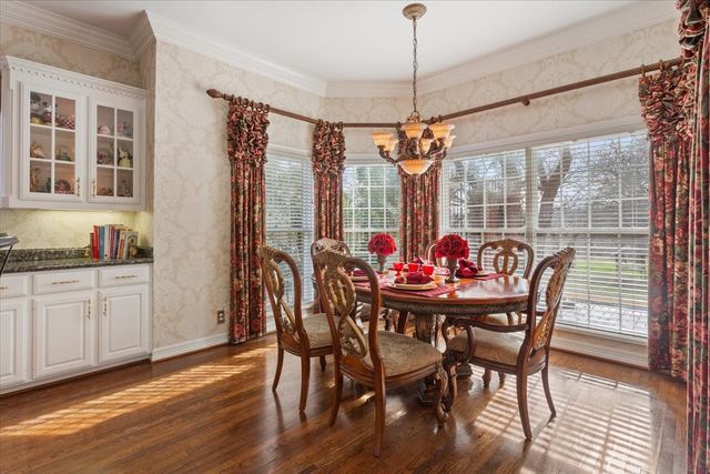 3429 River Oaks Drive, Woodway, TX 76712