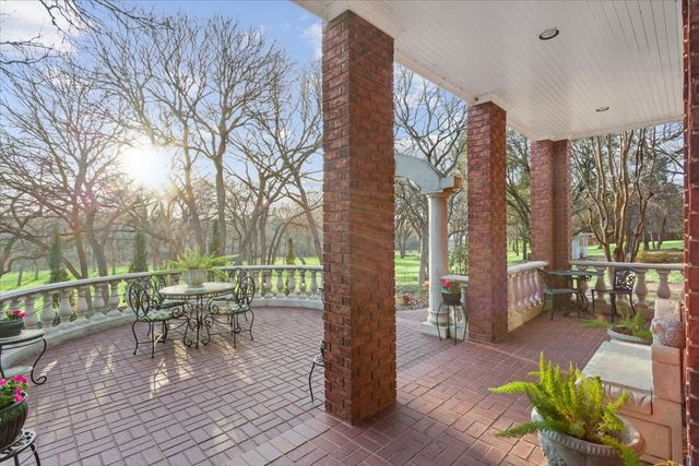 3429 River Oaks Drive, Woodway, TX 76712