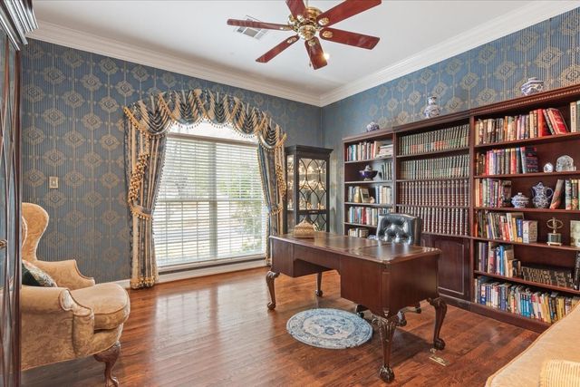 3429 River Oaks Drive, Woodway, TX 76712