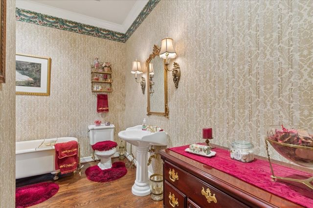 3429 River Oaks Drive, Woodway, TX 76712