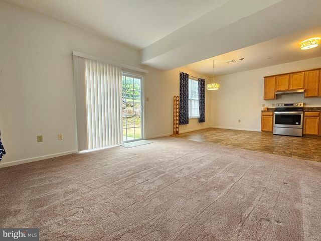 1 EMILY CT, Reading, PA 19606