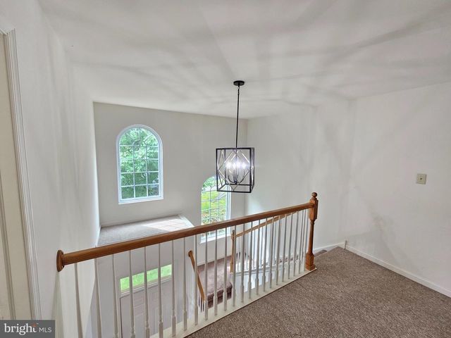 1 EMILY CT, Reading, PA 19606