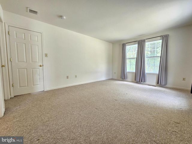1 EMILY CT, Reading, PA 19606