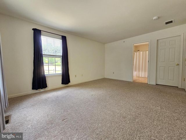 1 EMILY CT, Reading, PA 19606