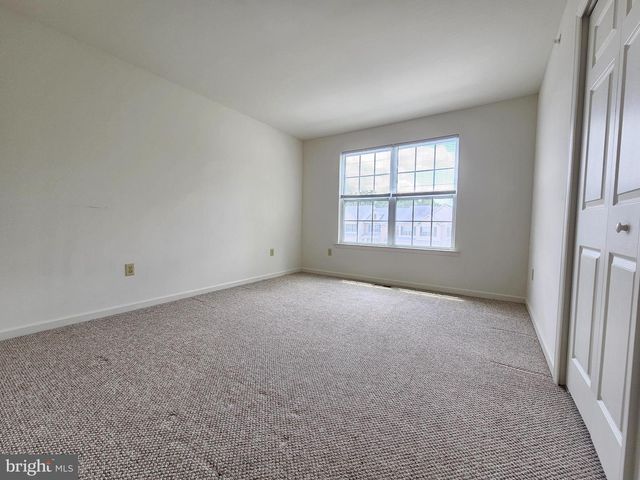 1 EMILY CT, Reading, PA 19606