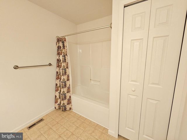 1 EMILY CT, Reading, PA 19606