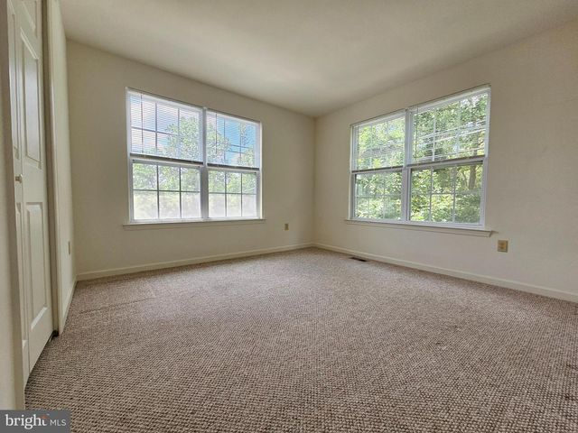 1 EMILY CT, Reading, PA 19606
