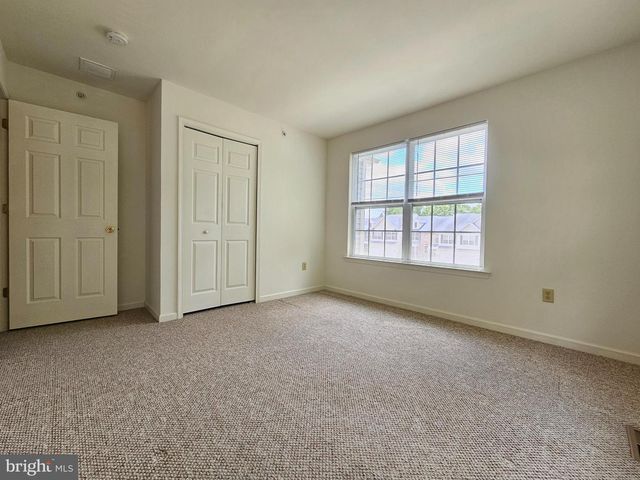 1 EMILY CT, Reading, PA 19606
