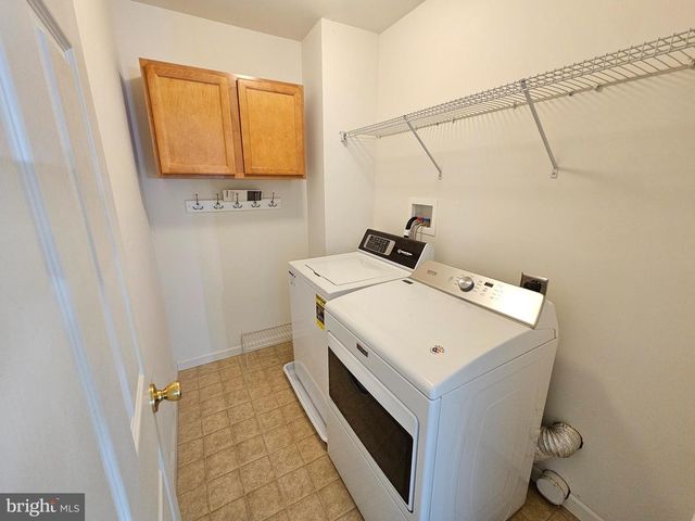 1 EMILY CT, Reading, PA 19606