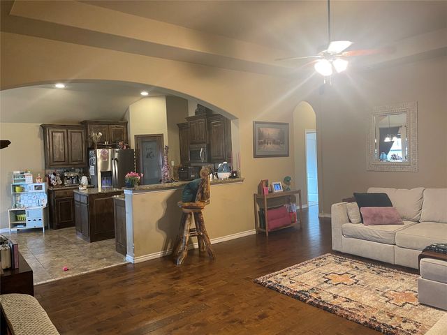 1224 Eagle Lake Drive, Azle, TX 76020