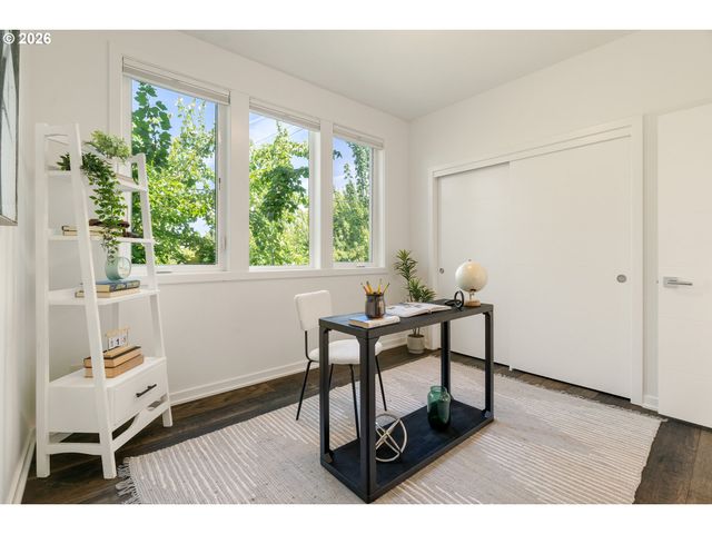1587 Ne 22ND Ave, Portland, OR 97232