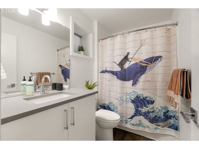 1587 Ne 22ND Ave, Portland, OR 97232