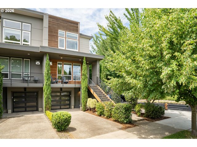 1587 Ne 22ND Ave, Portland, OR 97232