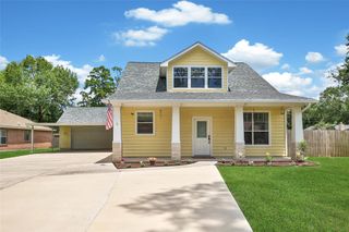 659 Chateau Woods Parkway Drive, Conroe, TX 77385
