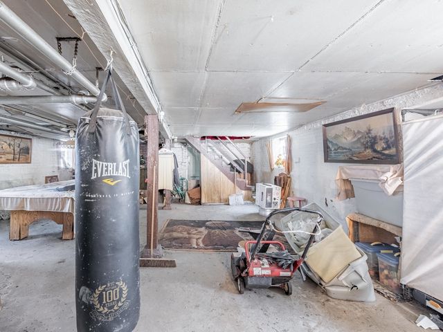 1824 S Austin Boulevard, Cicero, IL 60804