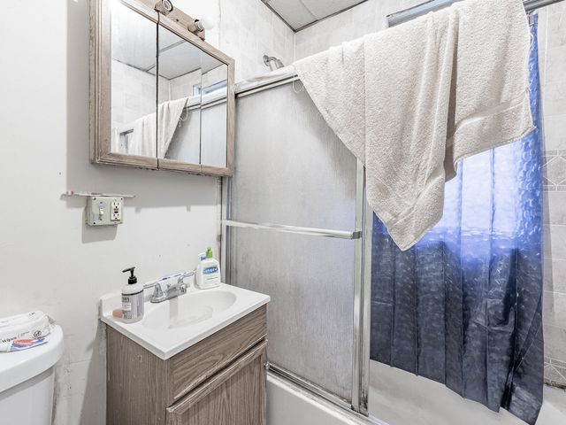 1824 S Austin Boulevard, Cicero, IL 60804