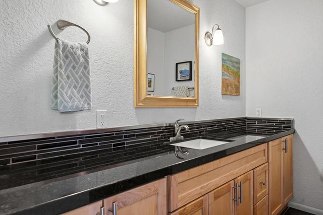 500 E Amado Road 506, Palm Springs, CA 92262