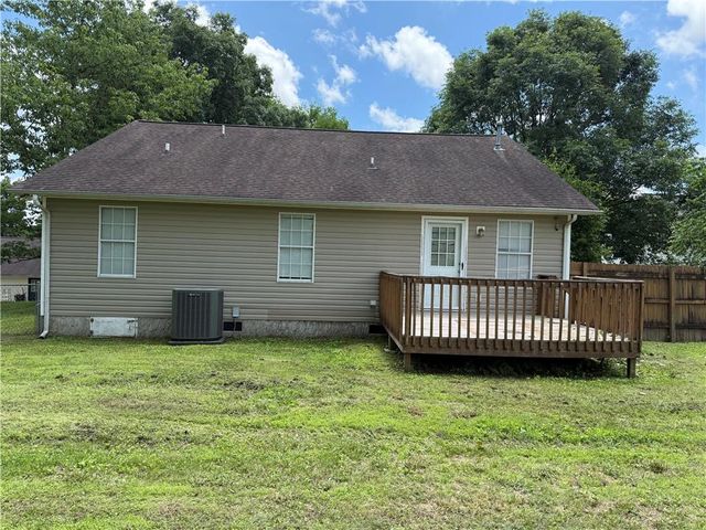 639 Buck Boulevard SE, Calhoun, GA 30701
