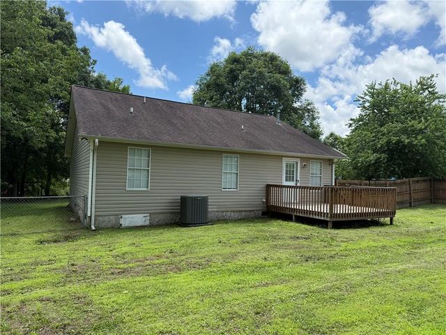 639 Buck Boulevard SE, Calhoun, GA 30701