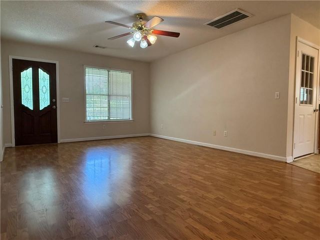 639 Buck Boulevard SE, Calhoun, GA 30701
